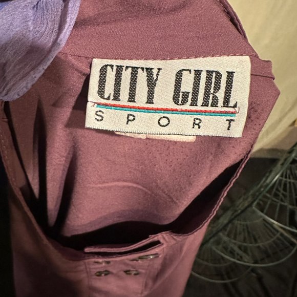 Vintage City Girl Top with Mother of Pearl Buttons - Picture 7 of 11